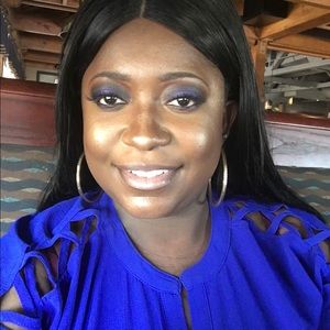 Meet your Posher, Sondra